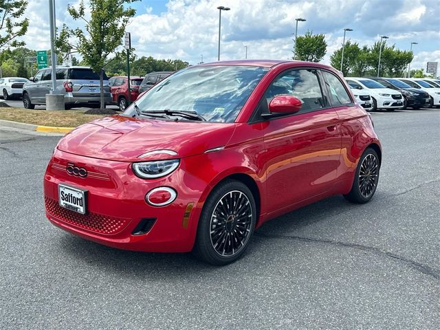 2024 FIAT 500e 