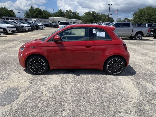 2024 FIAT 500e INSPI(RED)