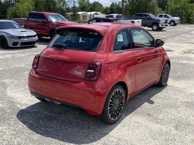 2024 FIAT 500e INSPI(RED)