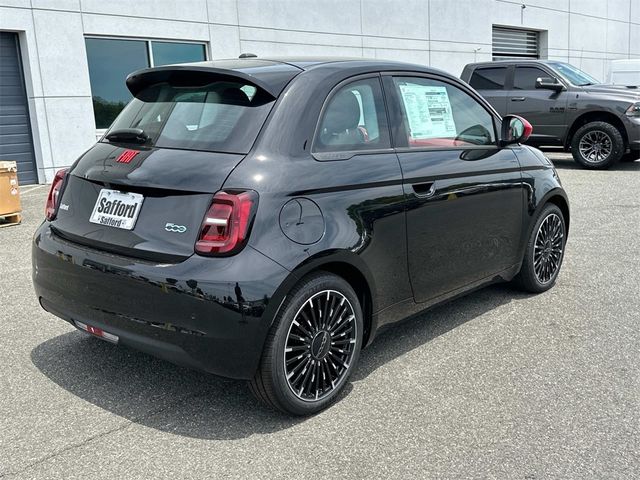 2024 FIAT 500e Music