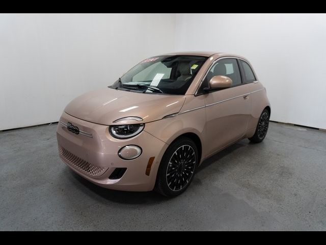 2024 FIAT 500e Beauty