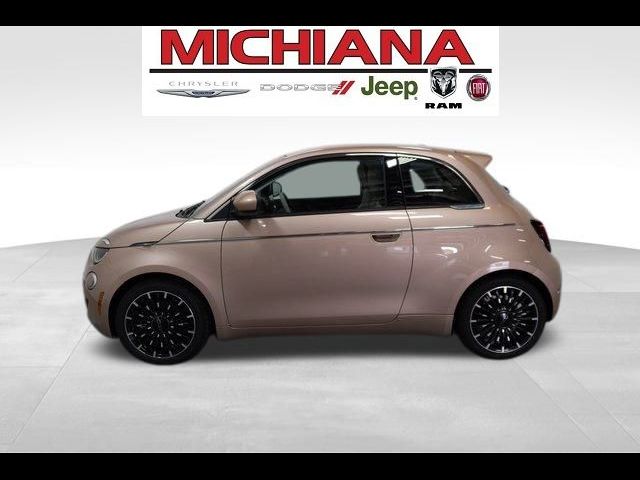 2024 FIAT 500e Beauty