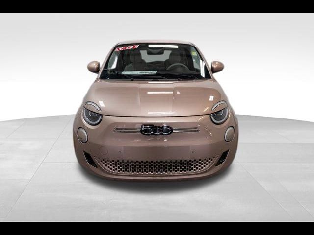 2024 FIAT 500e Beauty