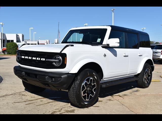 2024 Ford Bronco Outer Banks