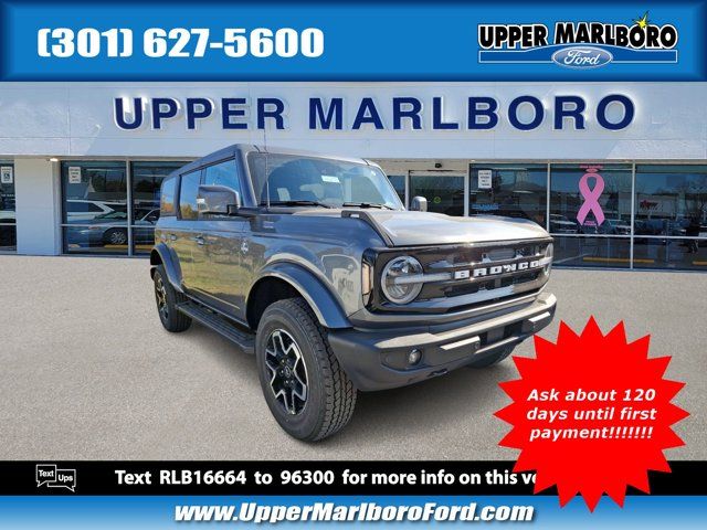 2024 Ford Bronco Outer Banks