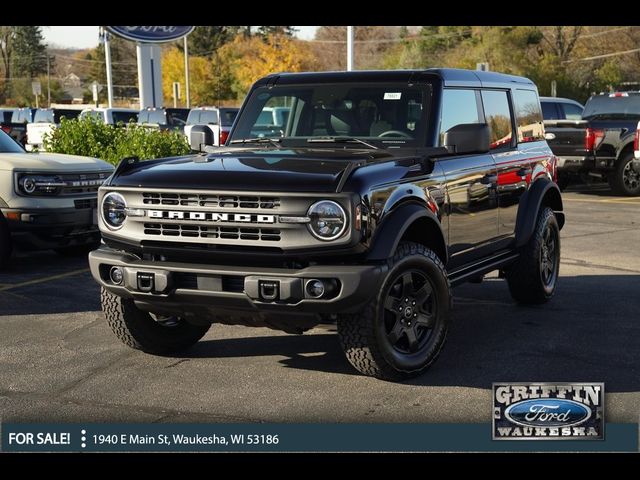 2024 Ford Bronco Black Diamond