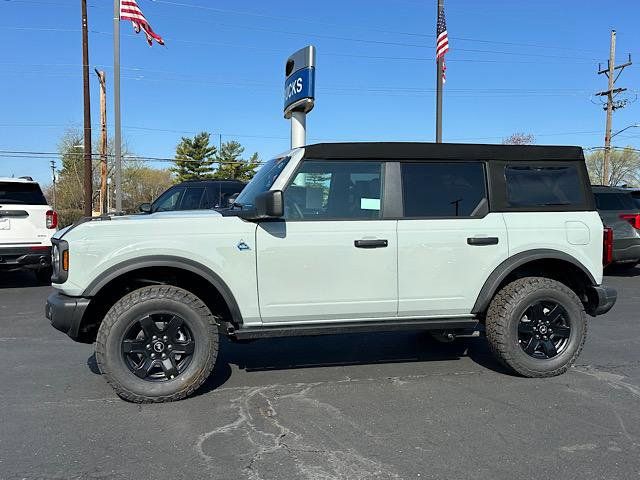 2024 Ford Bronco Black Diamond