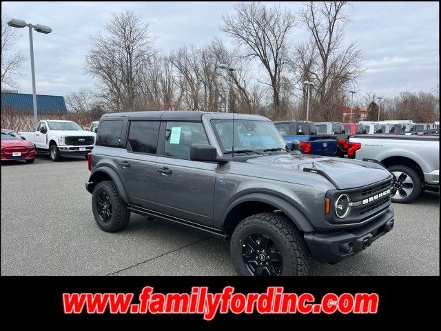 2024 Ford Bronco Black Diamond