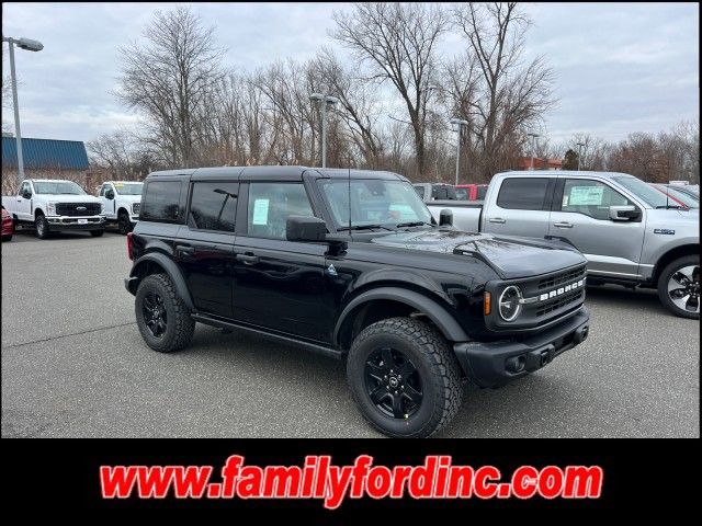 2024 Ford Bronco Black Diamond