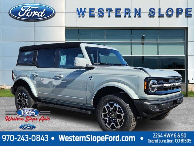 2024 Ford Bronco Outer Banks