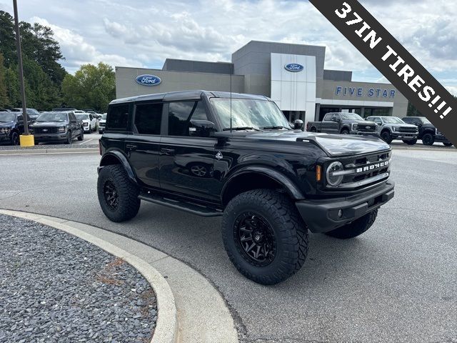 2024 Ford Bronco Outer Banks