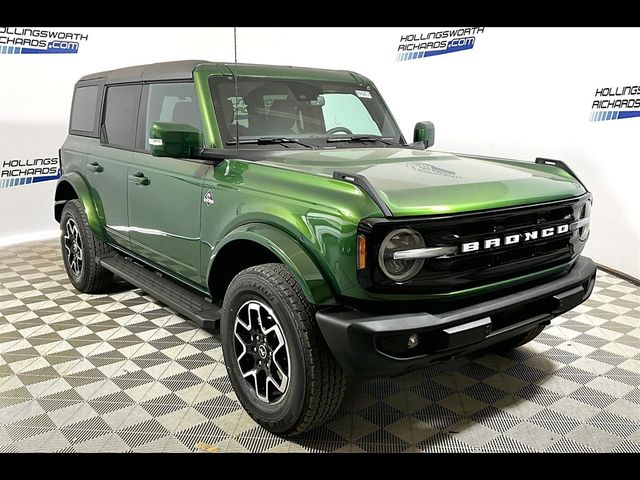 2024 Ford Bronco Outer Banks