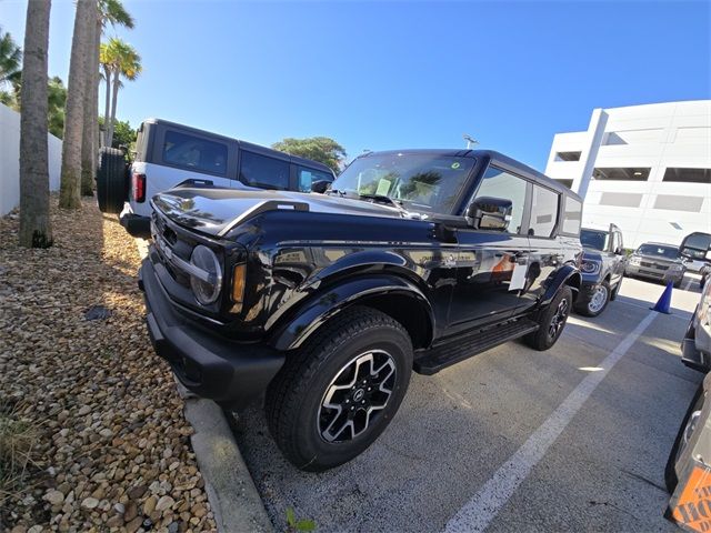 2024 Ford Bronco Outer Banks