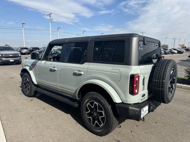 2024 Ford Bronco Outer Banks