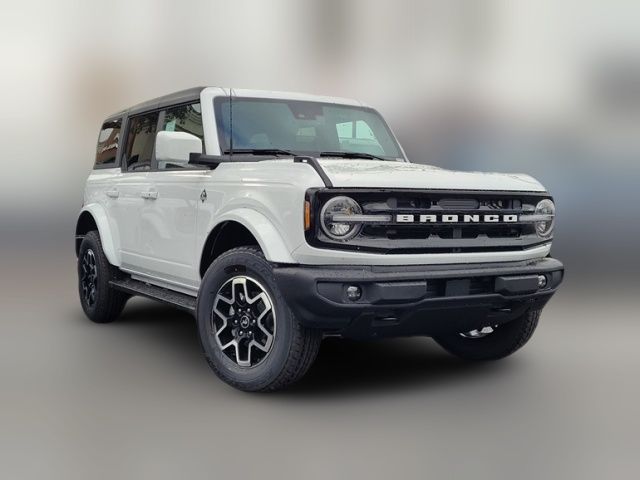 2024 Ford Bronco Outer Banks