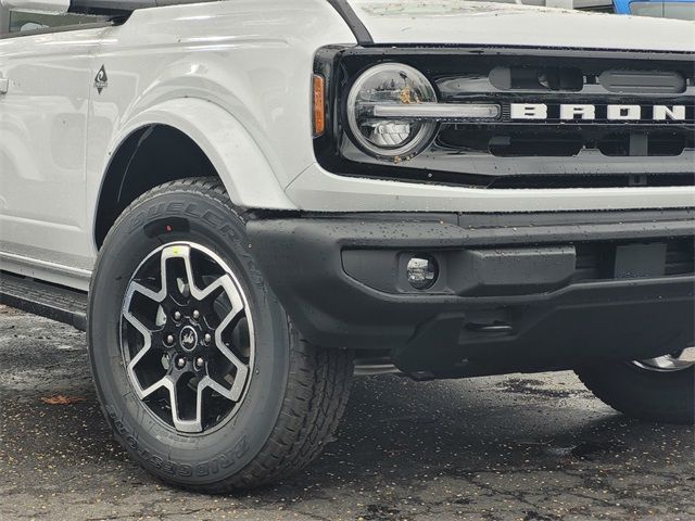 2024 Ford Bronco Outer Banks