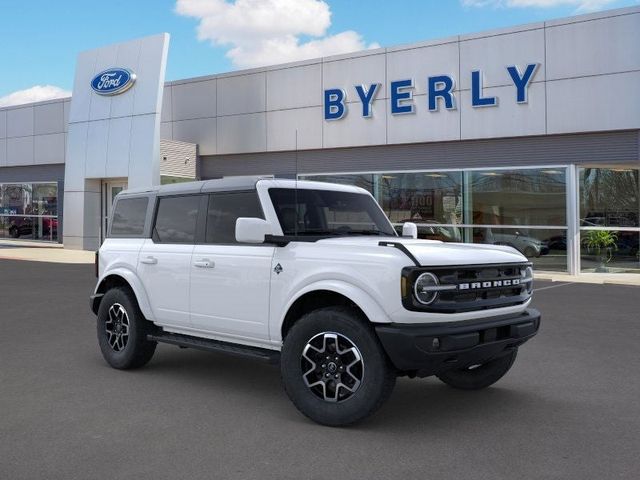 2024 Ford Bronco Outer Banks