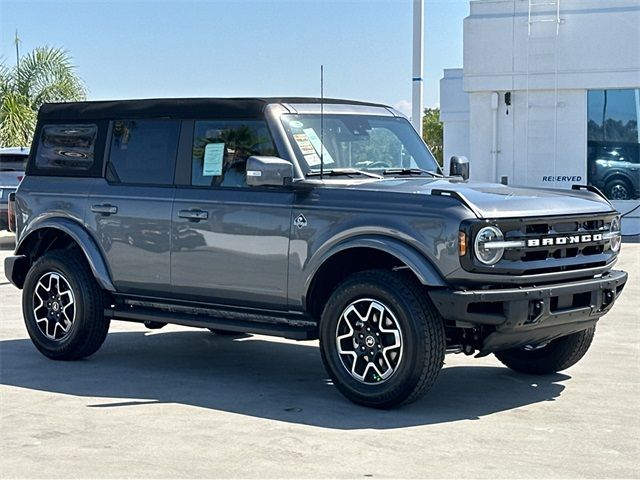 2024 Ford Bronco Outer Banks