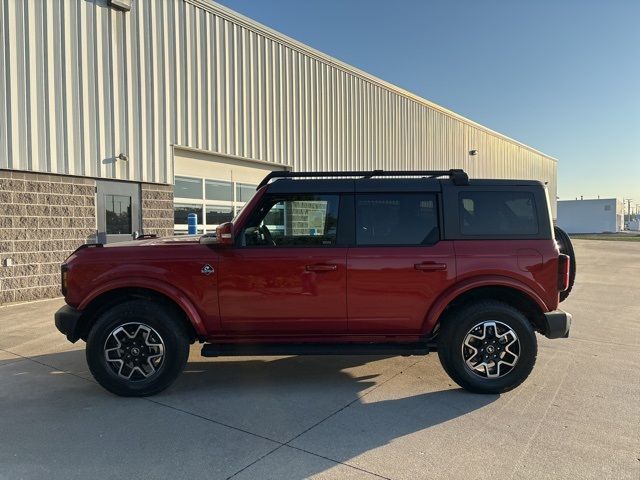 2024 Ford Bronco Outer Banks