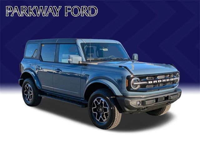 2024 Ford Bronco Outer Banks