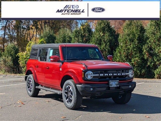 2024 Ford Bronco Outer Banks