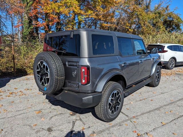 2024 Ford Bronco Outer Banks