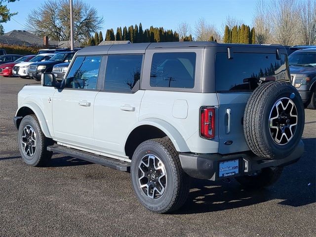 2024 Ford Bronco Outer Banks