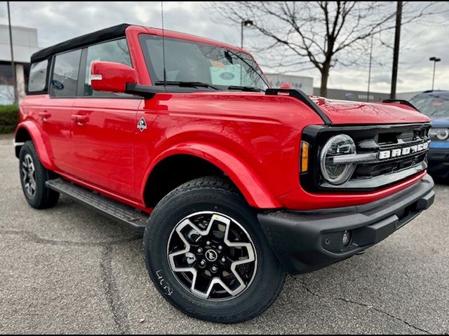 2024 Ford Bronco Outer Banks