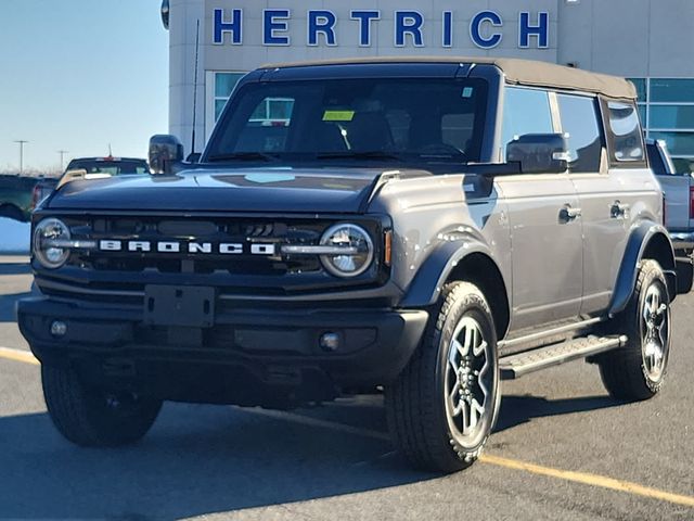 2024 Ford Bronco Outer Banks