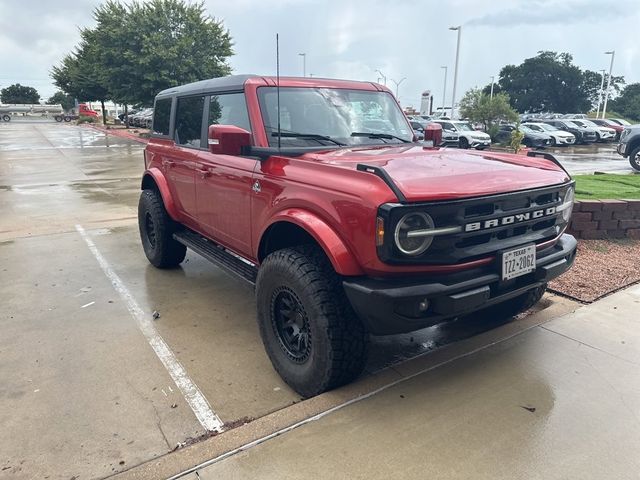 2024 Ford Bronco Outer Banks