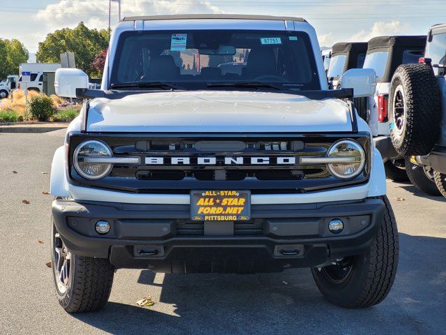 2024 Ford Bronco Outer Banks