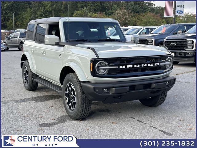 2024 Ford Bronco Outer Banks