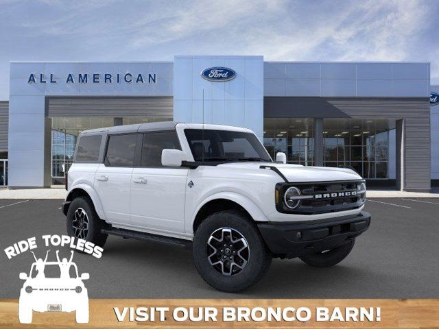 2024 Ford Bronco Outer Banks