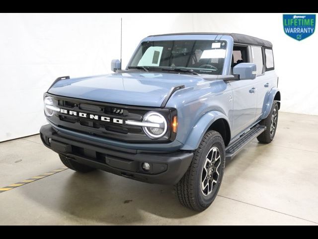 2024 Ford Bronco Outer Banks