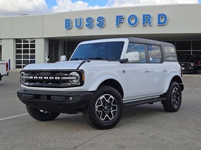 2024 Ford Bronco Outer Banks