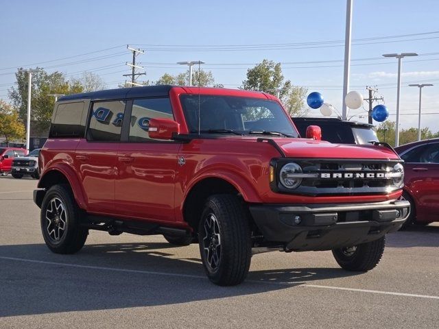 2024 Ford Bronco Outer Banks