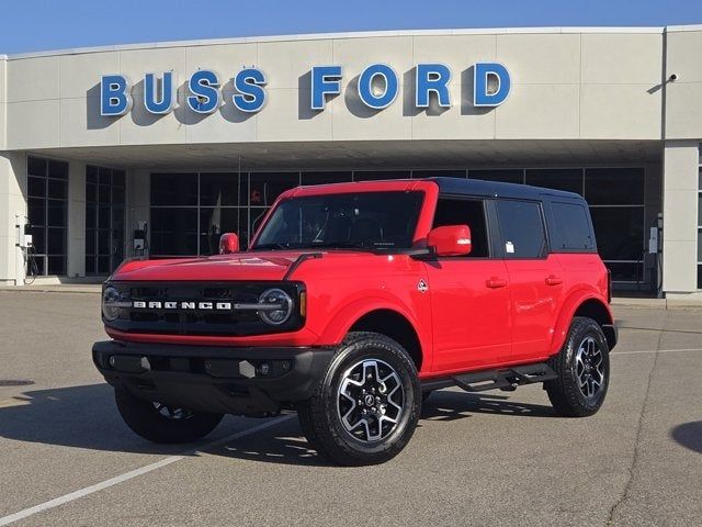 2024 Ford Bronco Outer Banks