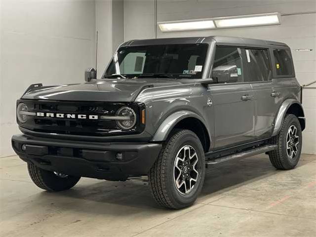 2024 Ford Bronco Outer Banks