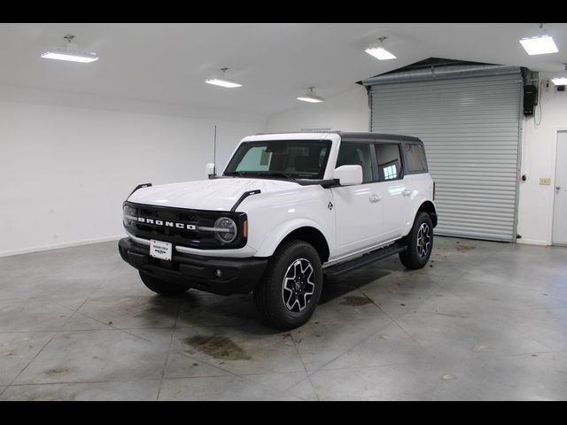 2024 Ford Bronco Outer Banks