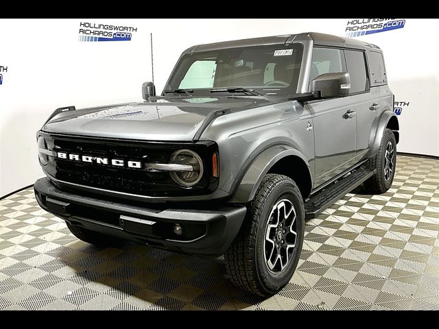 2024 Ford Bronco Outer Banks