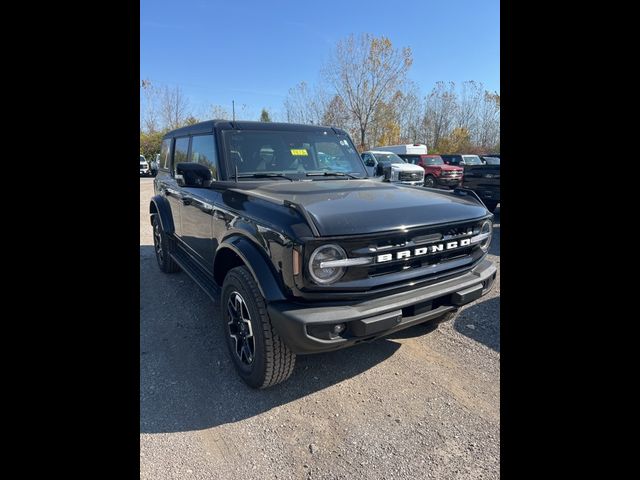 2024 Ford Bronco Outer Banks