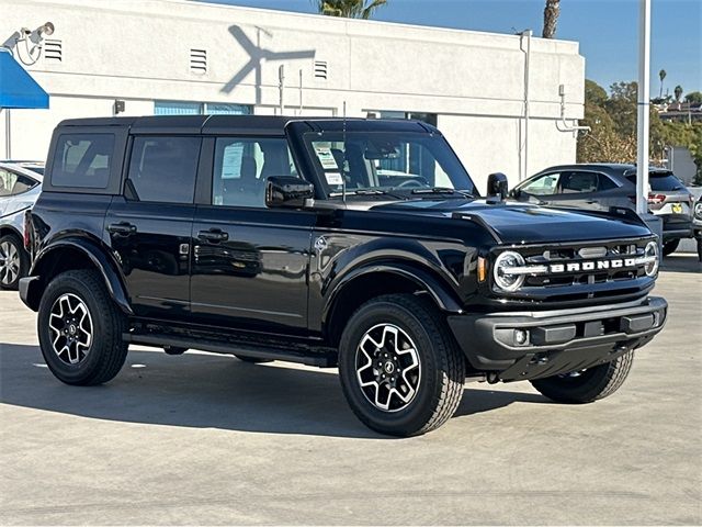 2024 Ford Bronco Outer Banks