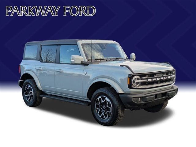 2024 Ford Bronco Outer Banks