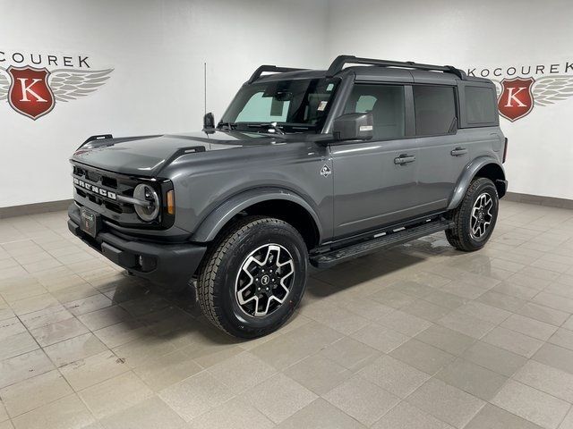 2024 Ford Bronco Outer Banks