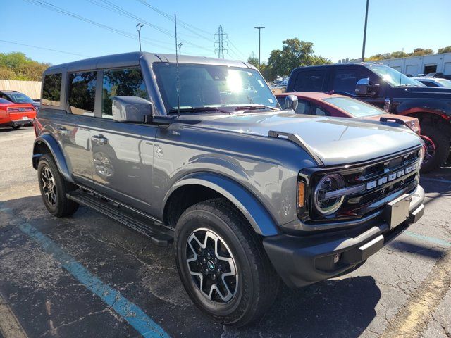 2024 Ford Bronco Outer Banks