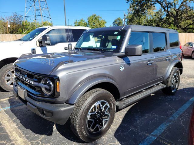 2024 Ford Bronco Outer Banks