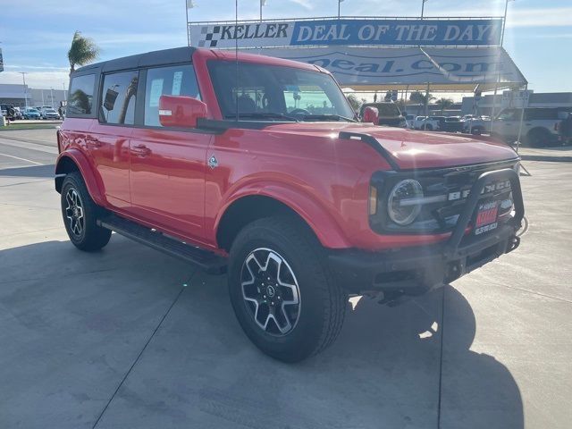 2024 Ford Bronco Outer Banks