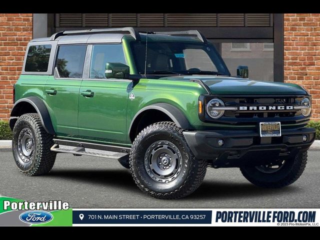 2024 Ford Bronco Outer Banks