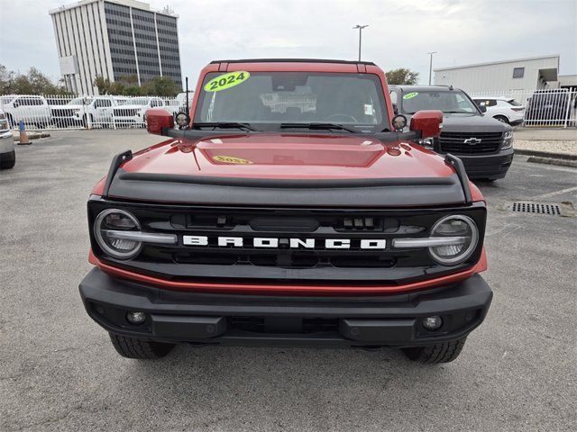 2024 Ford Bronco Outer Banks