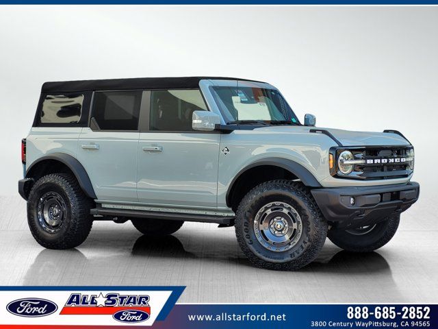 2024 Ford Bronco Outer Banks